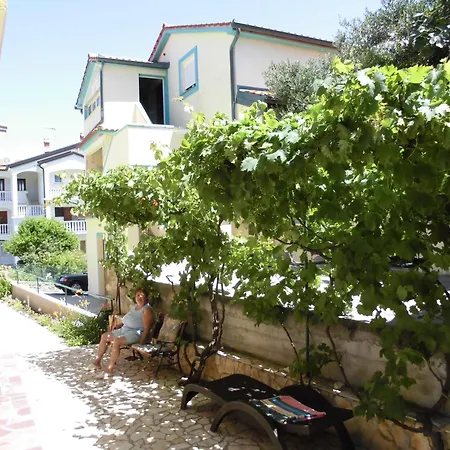 San Marino Apartment *
